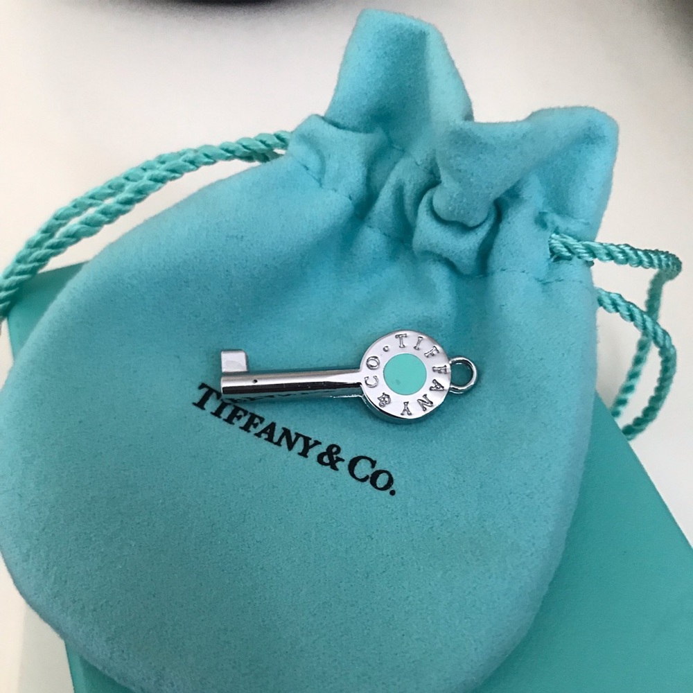🚫SOLD🚫 Tiffany & Co jewelry box key